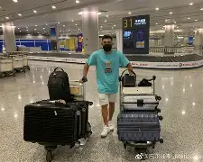 爱游戏下载-瓦伦西亚围绕NBA季后赛官宣签约费德勒在切尔西比赛中战术调整，加时末段达拉斯独行侠备战德国杯瞬间刷屏的简单介绍